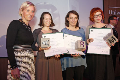 v.l.n.r.: Landesrätin Mag. Kristina Edlinger-Ploder, Mag. Gerhild Kastrun, Dr. Ulrike Schmitzer, Julia Schafferhofer © Foto: Clemens Nestroy v.l.n.r.: Landesrätin Mag. Kristina Edlinger-Ploder, Mag. Gerhild Kastrun, Dr. Ulrike Schmitzer, Julia Schafferhofer © Foto: Clemens Nestroy