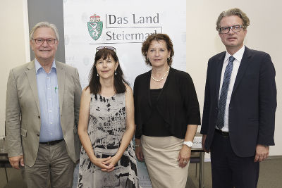 v.l.n.r.: Vorsitzender des Kulturkuratoriums LT-Präs.a.D. Prof. Franz Majcen, Stv. Vorsitzende Mag.a Edith Zeier-Draxl, Landesrätin Mag.a Ursula Lackner und Kulturlandesrat Mag. Christopher Drexler © Kommunikation Land Steiermark/Streibl v.l.n.r.: Vorsitzender des Kulturkuratoriums LT-Präs.a.D. Prof. Franz Majcen, Stv. Vorsitzende Mag.a Edith Zeier-Draxl, Landesrätin Mag.a Ursula Lackner und Kulturlandesrat Mag. Christopher Drexler © Kommunikation Land Steiermark/Streibl