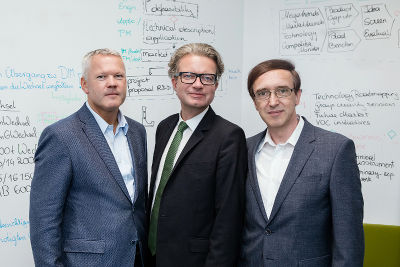 Vorstandsmitglied Franz Kainersdorfer, Gesundheitslandesrat Christopher Drexler, Ärztlicher Leiter Gerhard Fuchs © Schöttl Vorstandsmitglied Franz Kainersdorfer, Gesundheitslandesrat Christopher Drexler, Ärztlicher Leiter Gerhard Fuchs © Schöttl