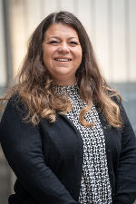 Portraitfoto von Frau Emina Kaya